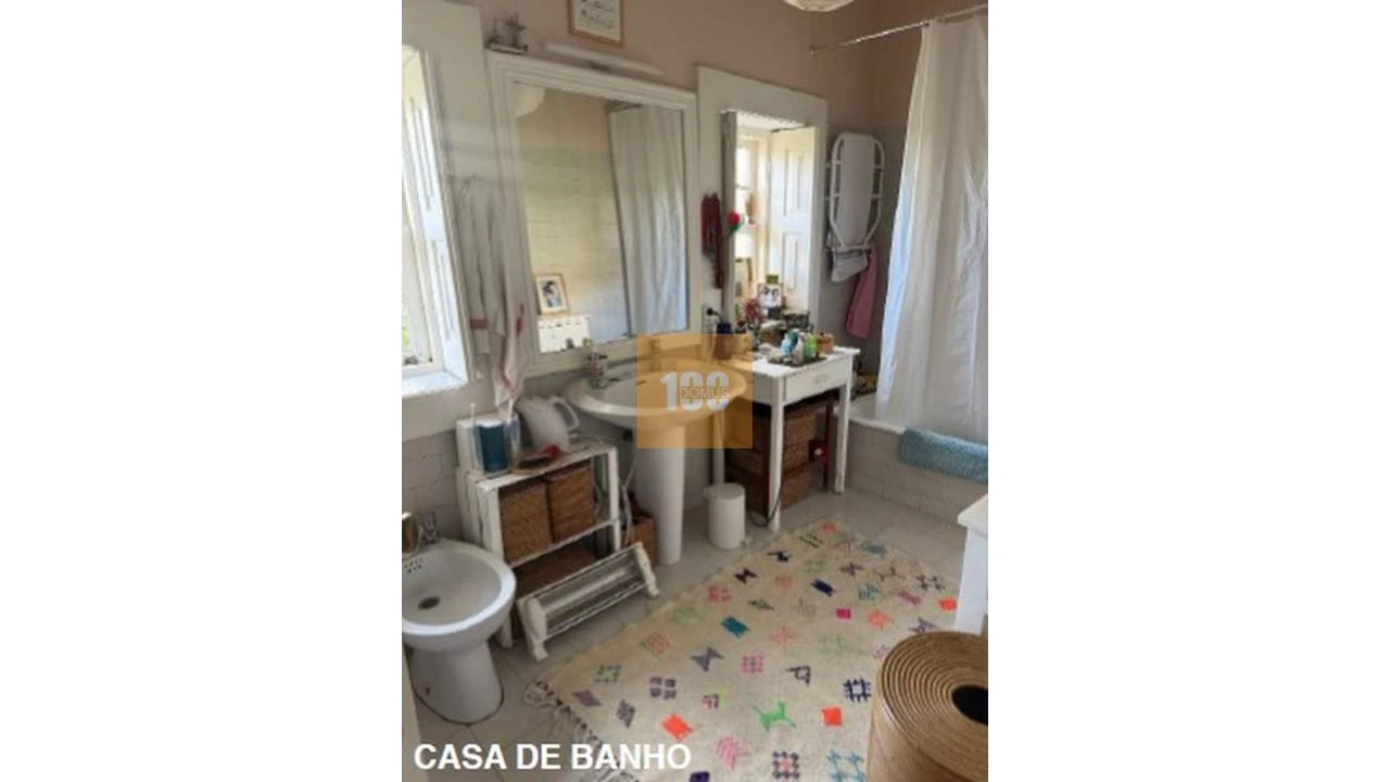 Moradia T4 para Arrendamento em Arcozelo Foto 15