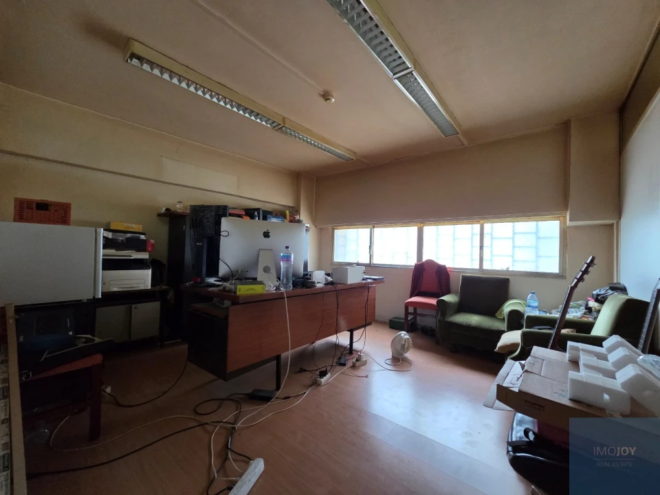 Loja para Arrendamento em Lumiar Foto 10