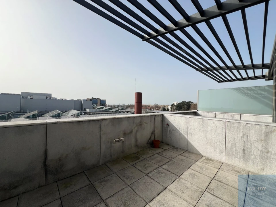 Apartamento T1 para Arrendamento em São Mamede de Infesta e Senhora da Hora Foto 28