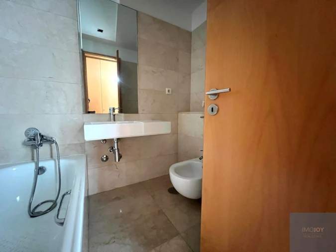 Apartamento T1 para Arrendamento em São Mamede de Infesta e Senhora da Hora Foto 25