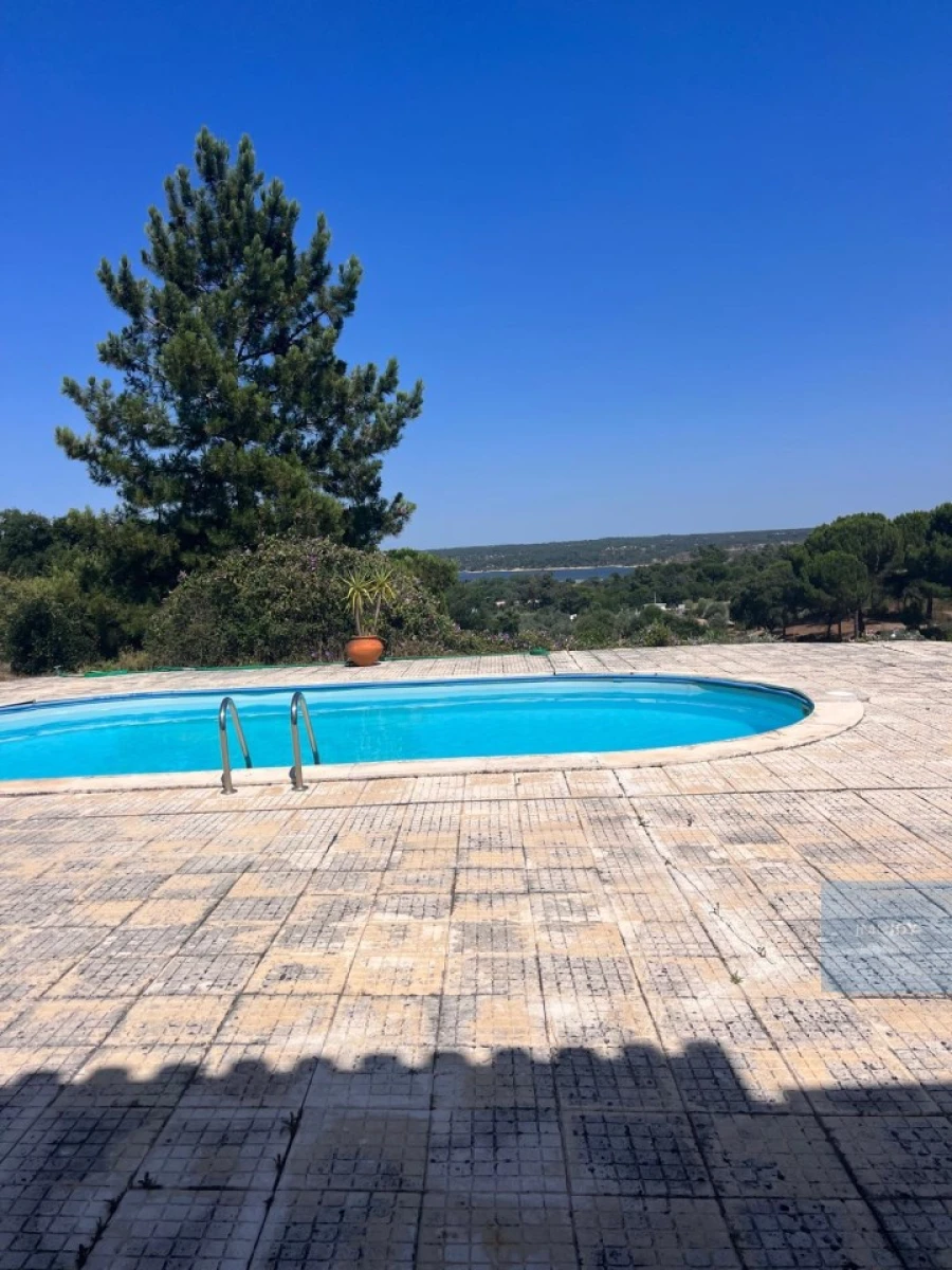 Moradia T6 para Venda em Montargil Foto 3