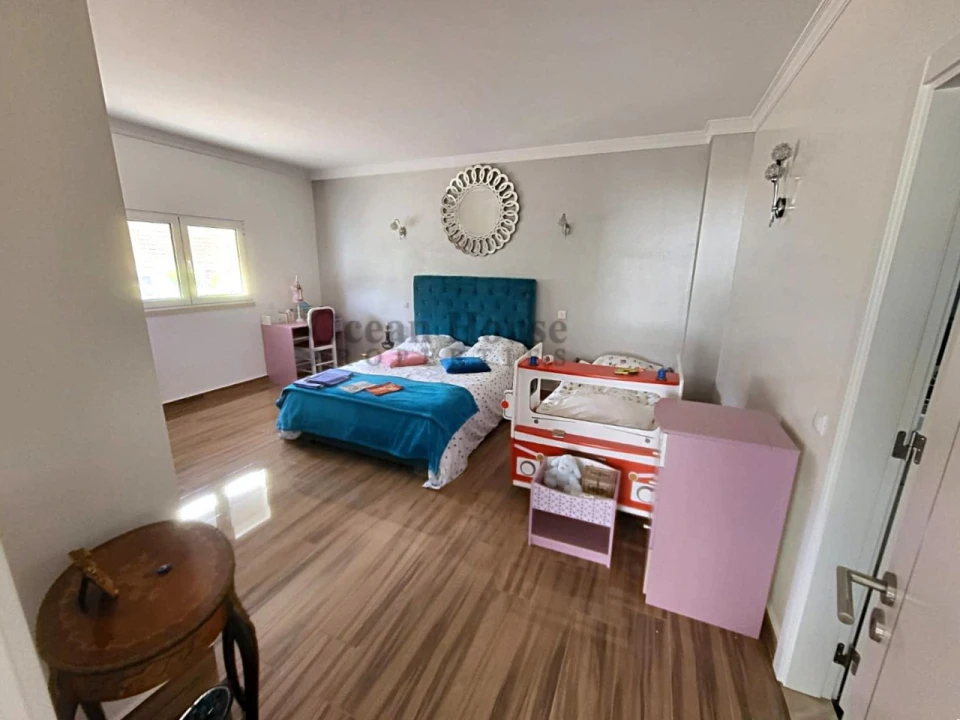 Moradia T4 para Venda em Albufeira e Olhos de Água Foto 10