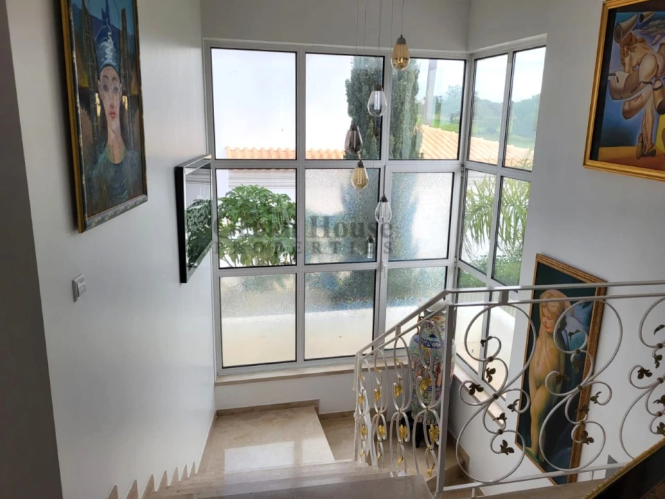 Moradia T4 para Venda em Albufeira e Olhos de Água Foto 12