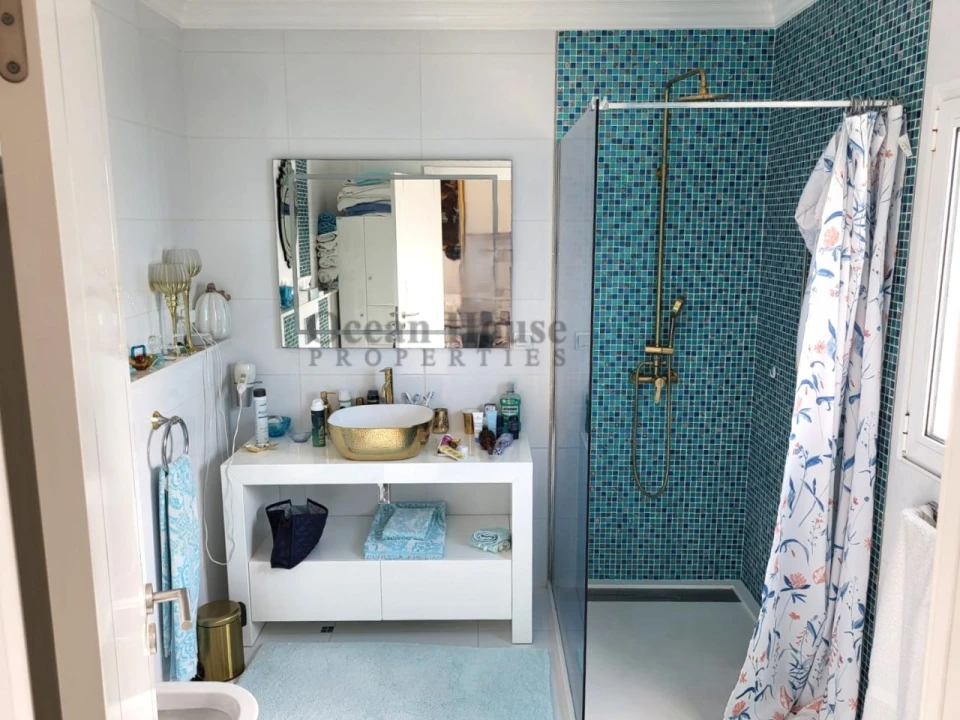 Moradia T4 para Venda em Albufeira e Olhos de Água Foto 16