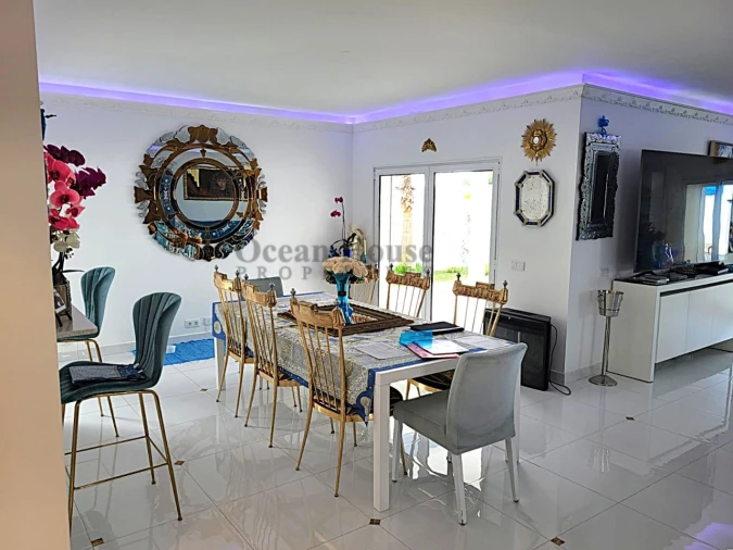 Moradia T4 para Venda em Albufeira e Olhos de Água Foto 8