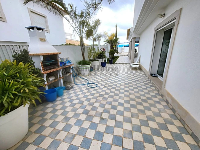 Moradia T4 para Venda em Albufeira e Olhos de Água Foto 24