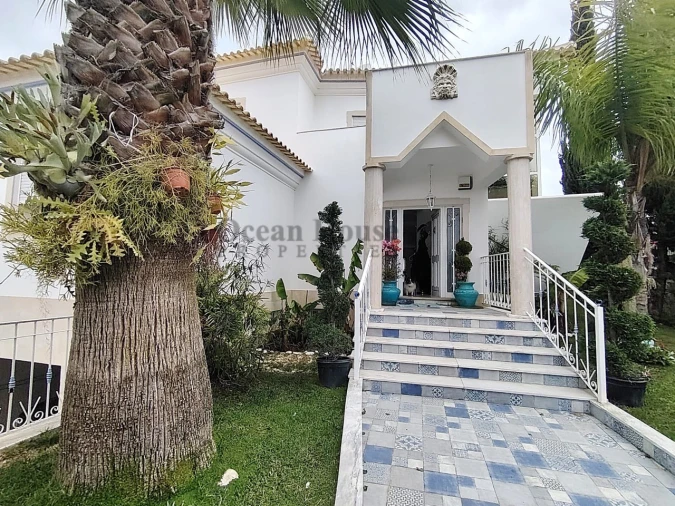 Moradia T4 para Venda em Albufeira e Olhos de Água Foto 26