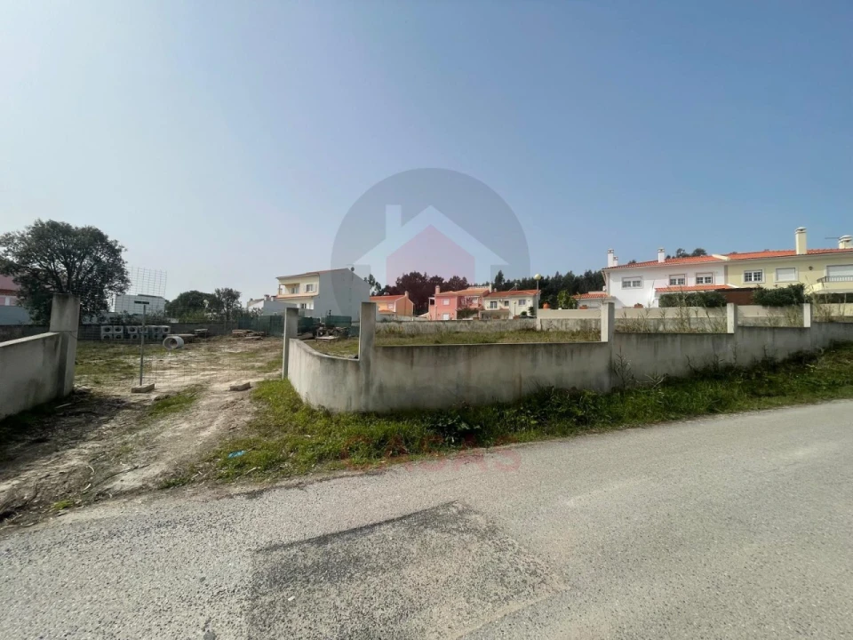 Moradia T3 para Venda em Nadadouro Foto 8