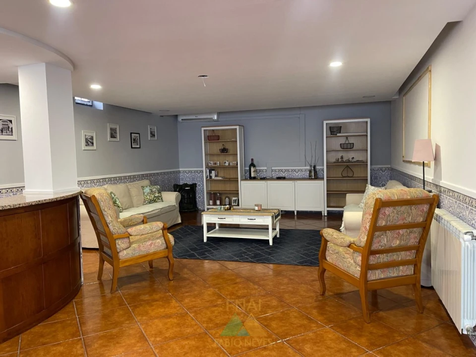 Moradia T4 para Venda em Rebordões (Santa Maria) Foto 68