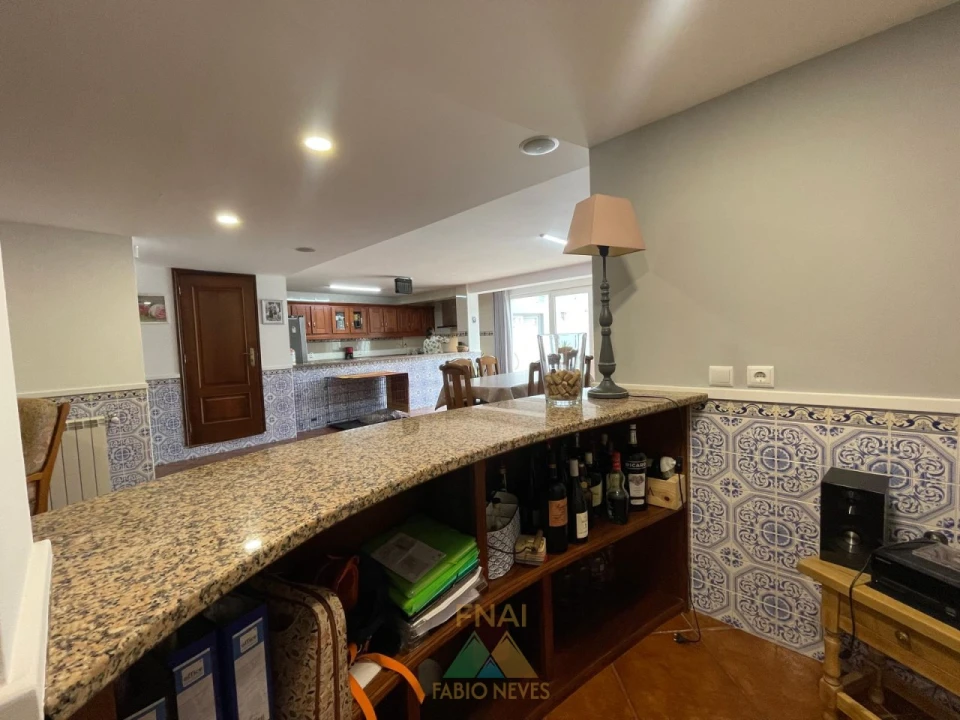 Moradia T4 para Venda em Rebordões (Santa Maria) Foto 74