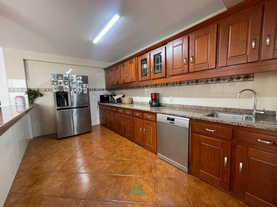 Moradia T4 para Venda em Rebordões (Santa Maria) Foto 93