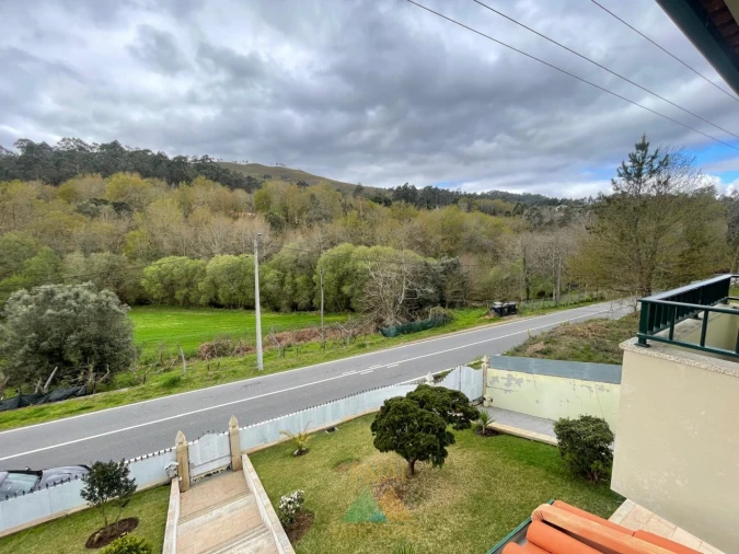 Moradia T4 para Venda em Rebordões (Santa Maria) Foto 61