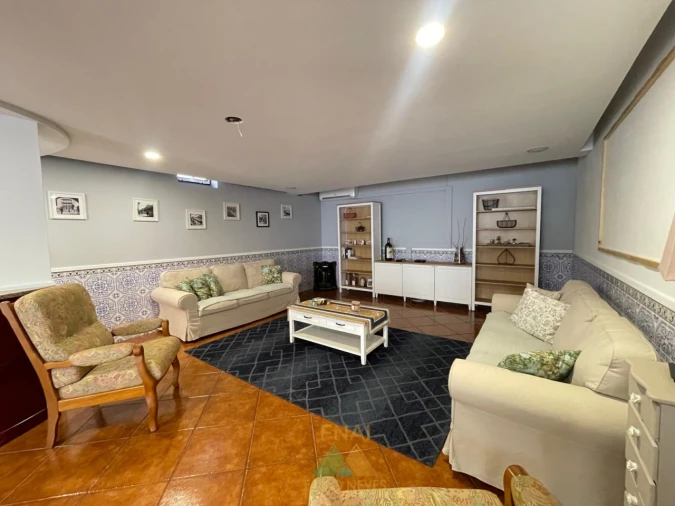 Moradia T4 para Venda em Rebordões (Santa Maria) Foto 72