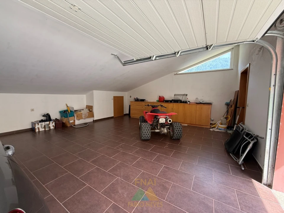 Moradia T4 para Venda em Cendufe Foto 18