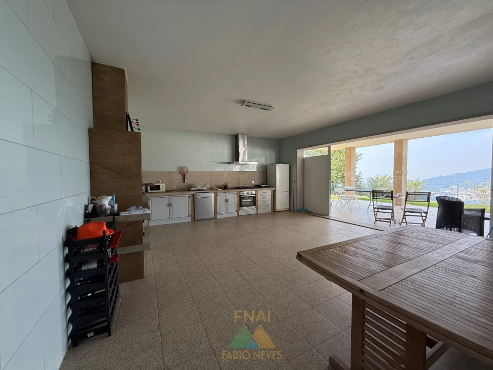 Moradia T4 para Venda em Cendufe Foto 77