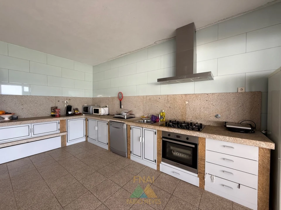 Moradia T4 para Venda em Cendufe Foto 79