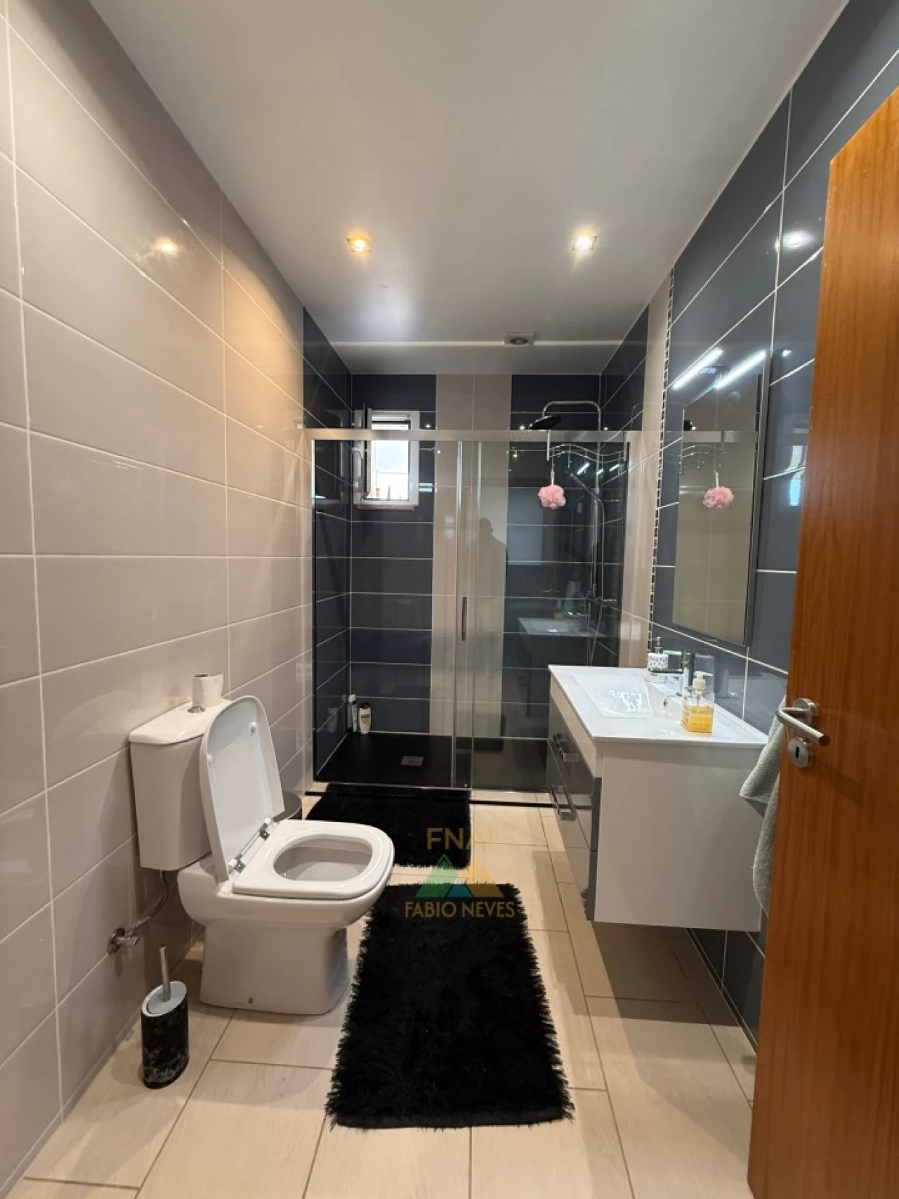 Moradia T4 para Venda em Cendufe Foto 89