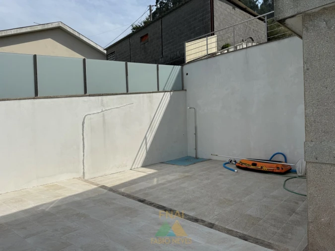 Moradia T4 para Venda em Cendufe Foto 42