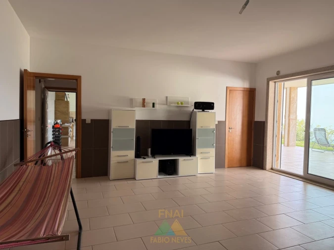 Moradia T4 para Venda em Cendufe Foto 87