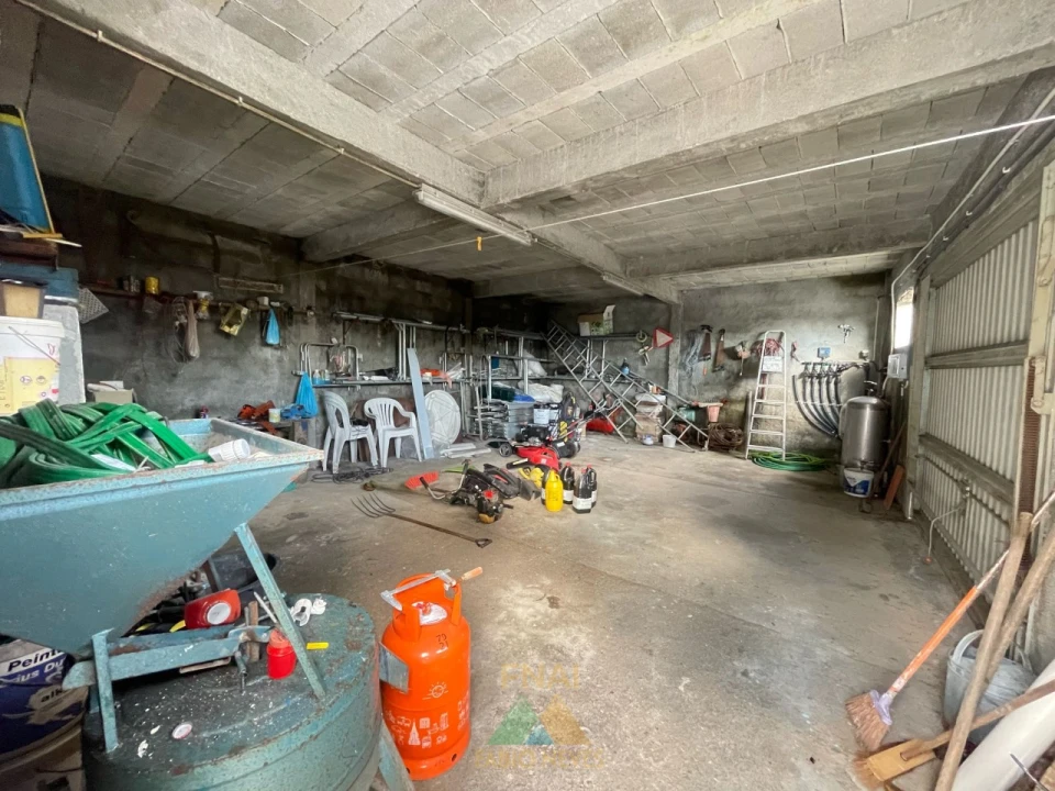 Moradia T5 para Venda em Miranda Foto 32