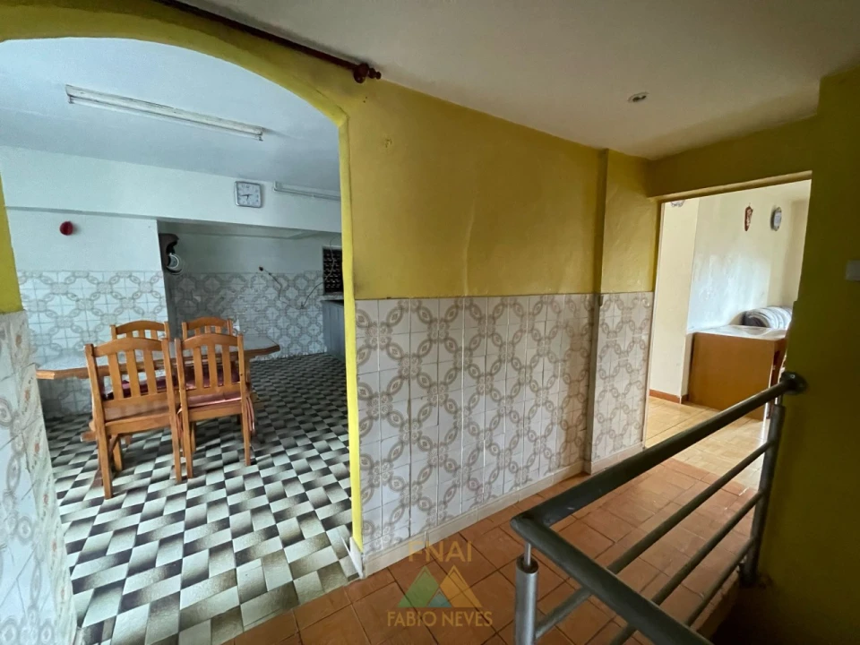 Moradia T5 para Venda em Miranda Foto 78