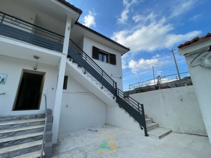 Moradia T5 para Venda em Miranda Foto 35