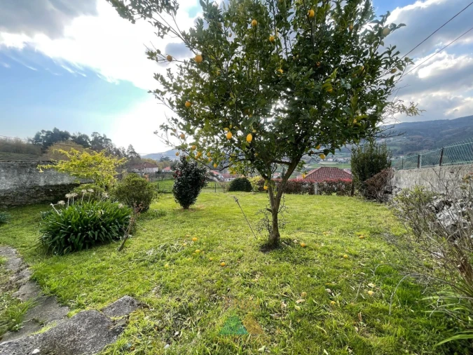 Moradia T5 para Venda em Miranda Foto 39