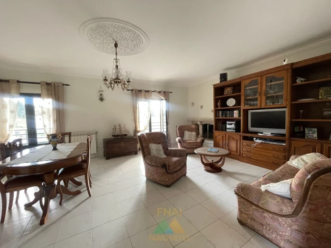 Moradia T5 para Venda em Miranda Foto 57