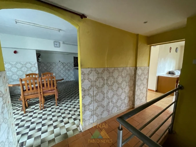 Moradia T5 para Venda em Miranda Foto 78