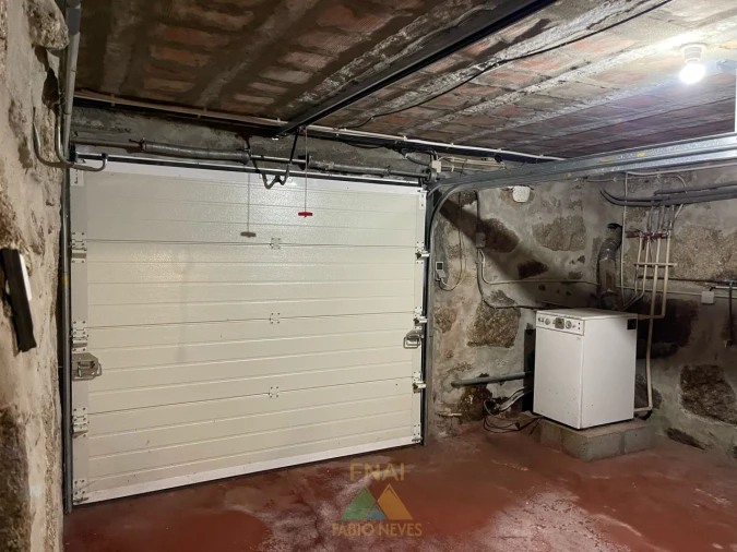 Moradia T5 para Venda em Miranda Foto 87