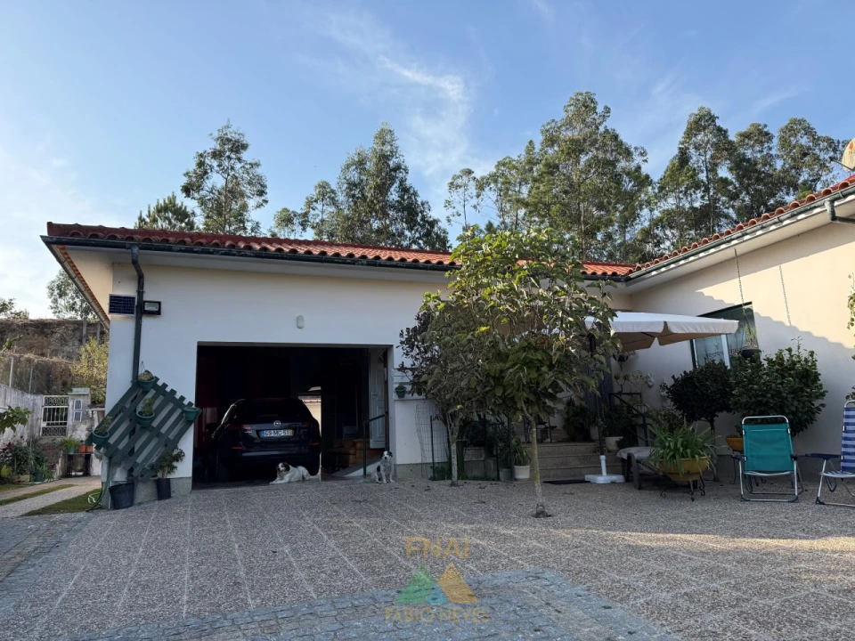 Moradia T3 para Venda em Ponte da Barca, V.N. Muía, Paço Vedro Magalhães Foto 5