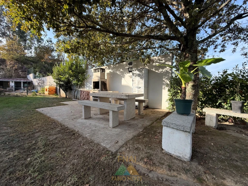 Moradia T3 para Venda em Ponte da Barca, V.N. Muía, Paço Vedro Magalhães Foto 19