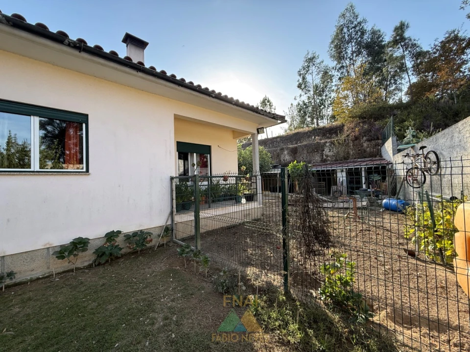 Moradia T3 para Venda em Ponte da Barca, V.N. Muía, Paço Vedro Magalhães Foto 22