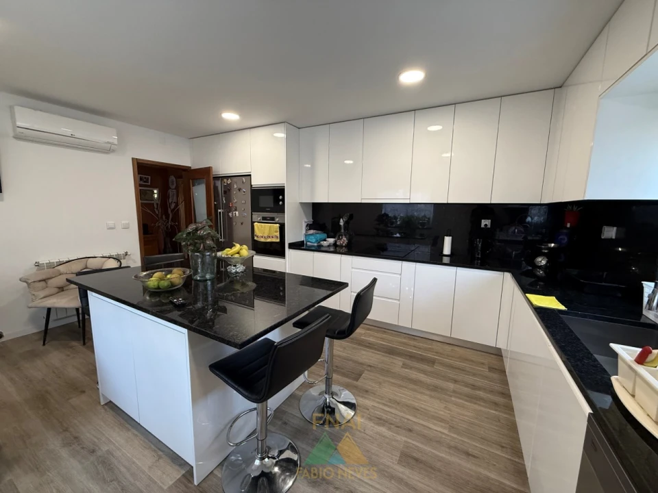 Moradia T3 para Venda em Ponte da Barca, V.N. Muía, Paço Vedro Magalhães Foto 28