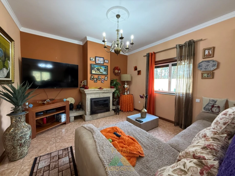 Moradia T3 para Venda em Ponte da Barca, V.N. Muía, Paço Vedro Magalhães Foto 32