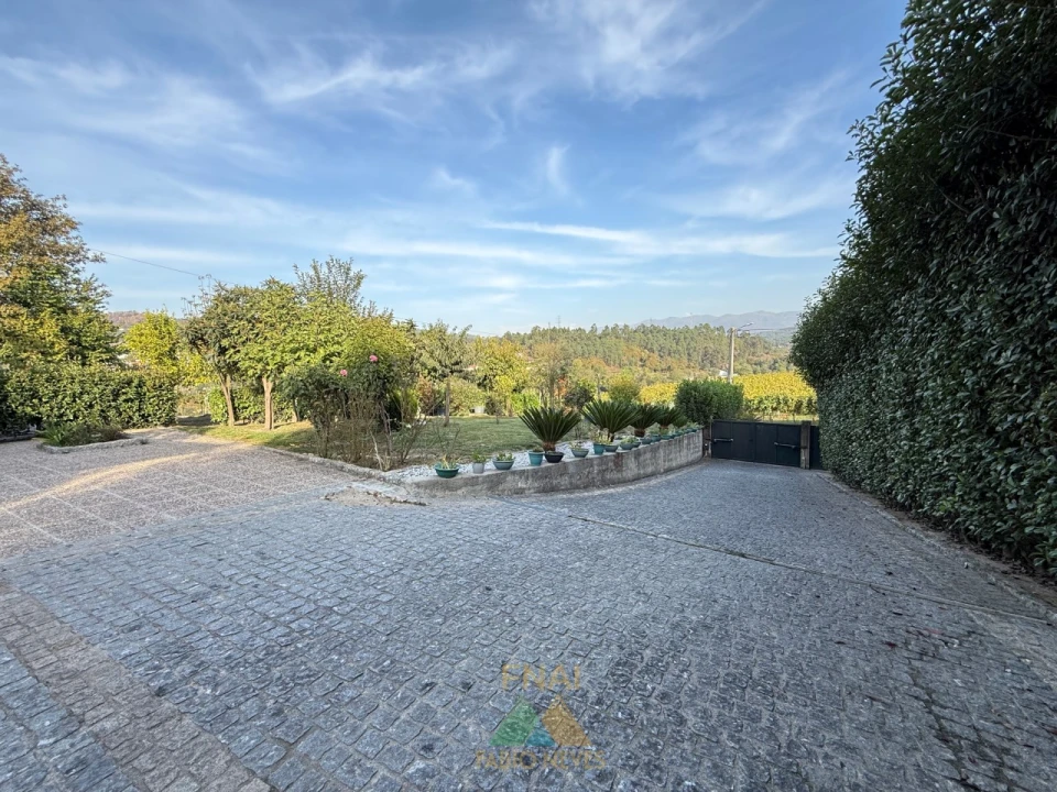 Moradia T3 para Venda em Ponte da Barca, V.N. Muía, Paço Vedro Magalhães Foto 71