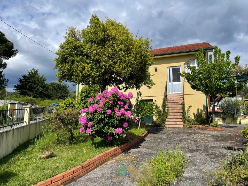 Moradia T3 para Venda em Couto Foto 3