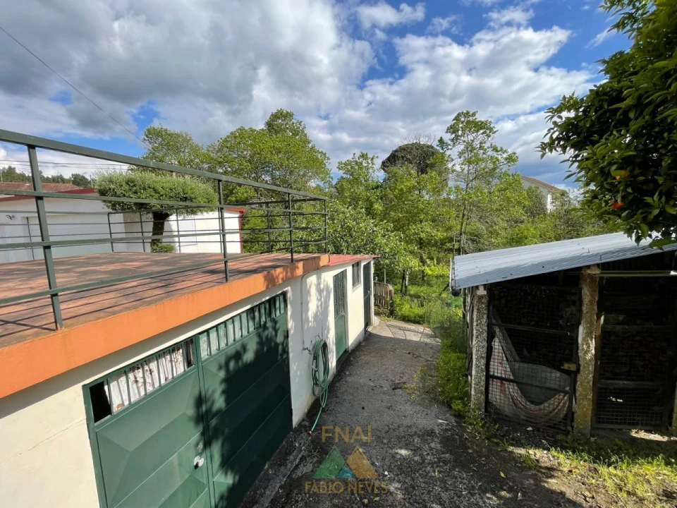 Moradia T3 para Venda em Couto Foto 17