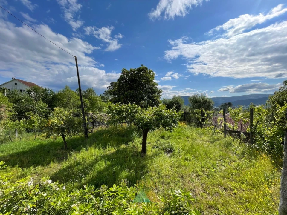 Moradia T3 para Venda em Couto Foto 32