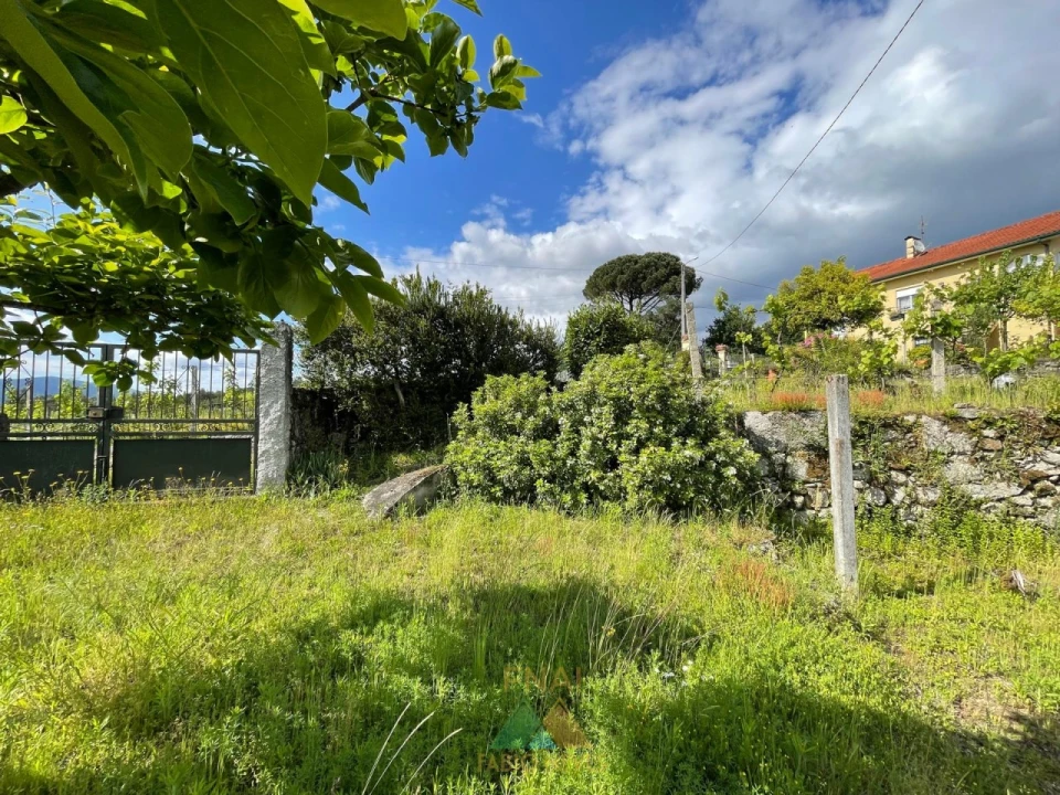 Moradia T3 para Venda em Couto Foto 42