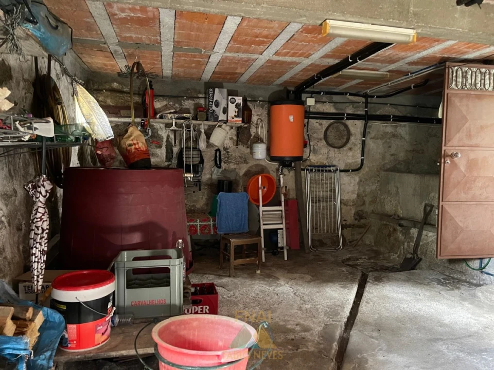 Moradia T3 para Venda em Couto Foto 48