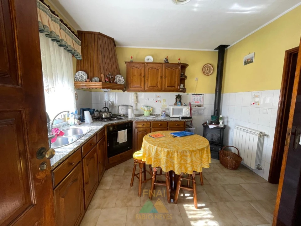 Moradia T3 para Venda em Couto Foto 58