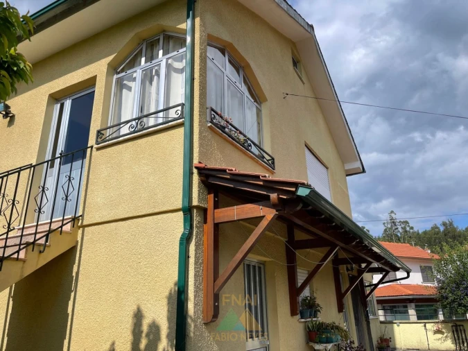 Moradia T3 para Venda em Couto Foto 7