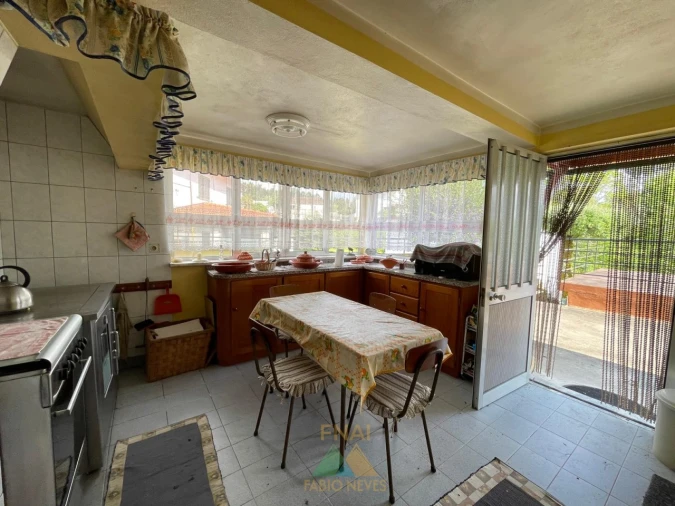 Moradia T3 para Venda em Couto Foto 44