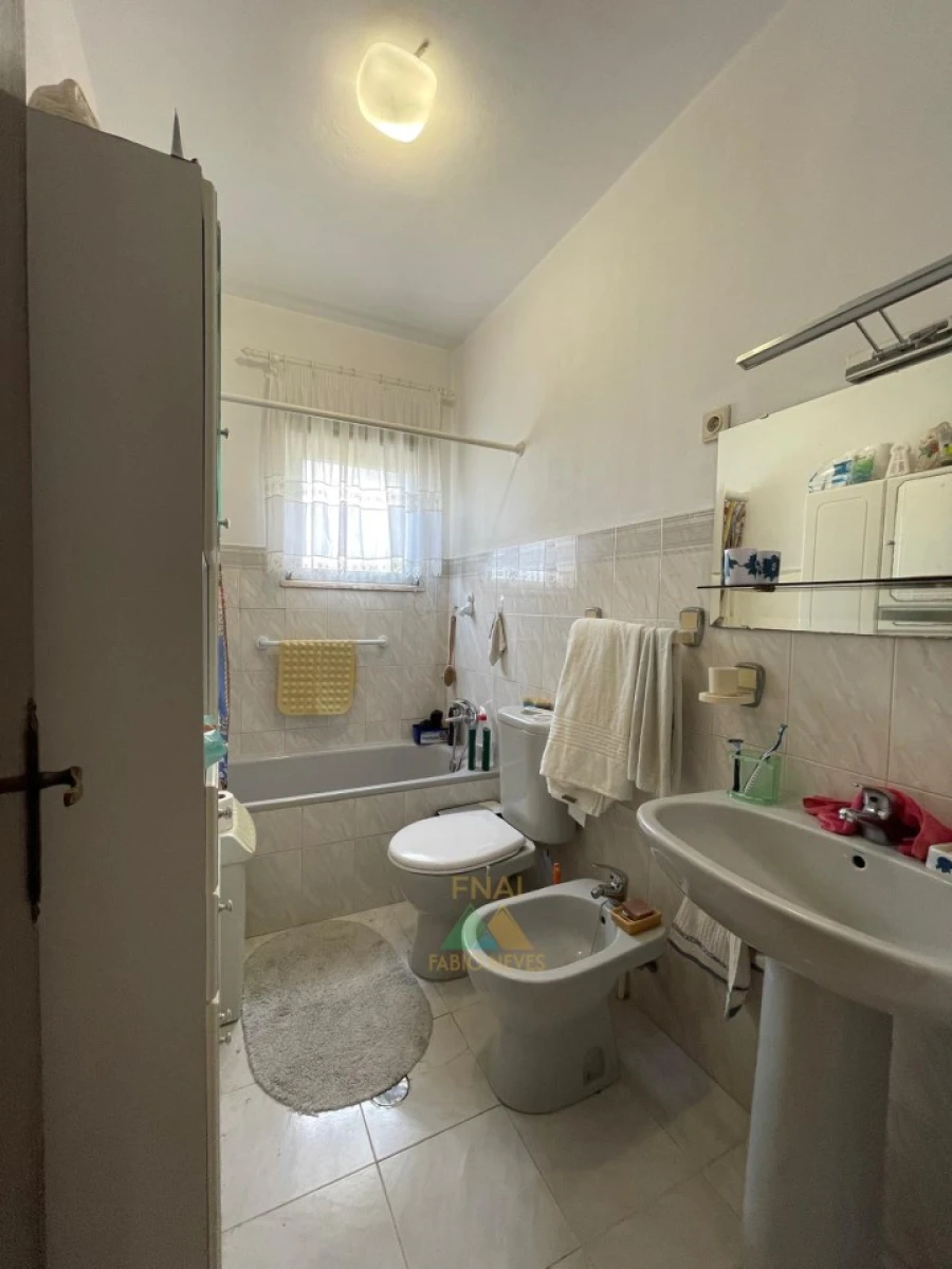 Moradia T3 para Venda em Couto Foto 69