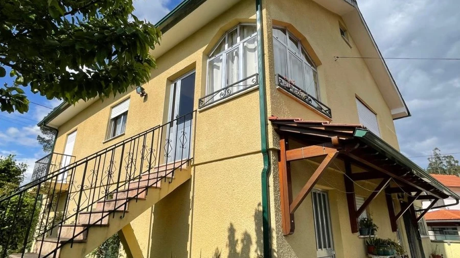 Moradia T3 para Venda em Couto