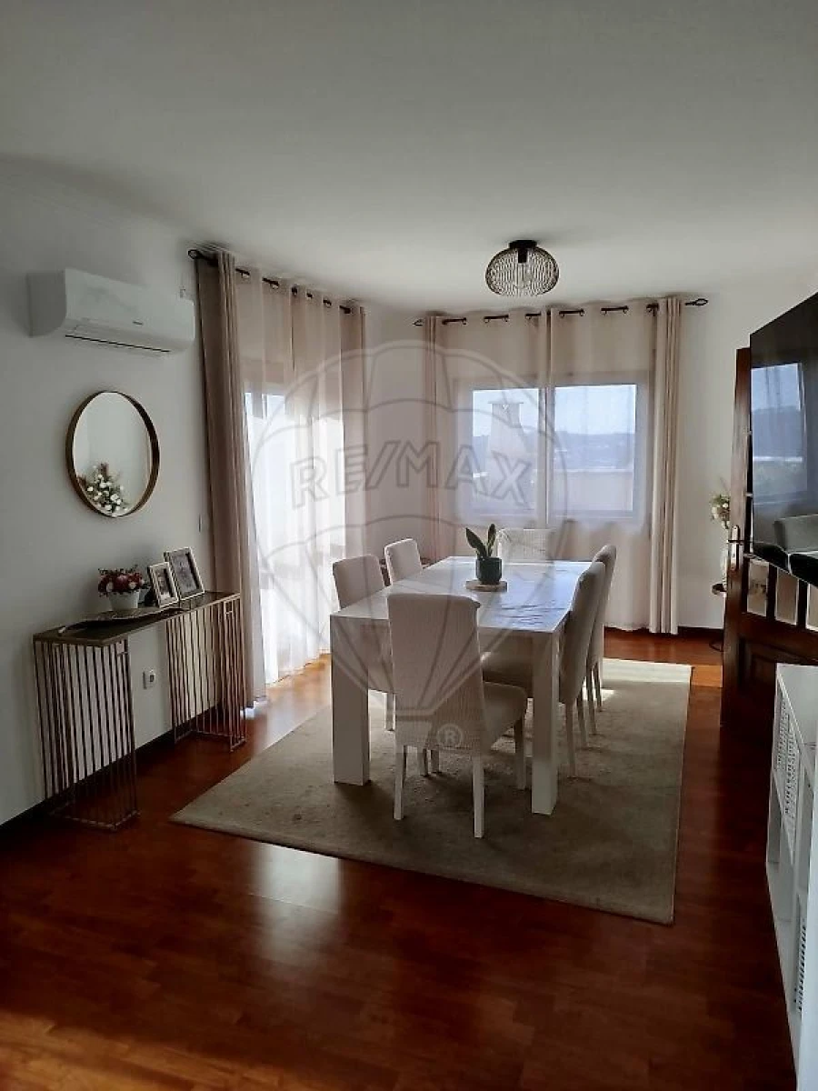 Apartamento T2 para Venda em O. Azeméis, Riba-Ul, Ul, Macinhata Seixa, Madail Foto 6