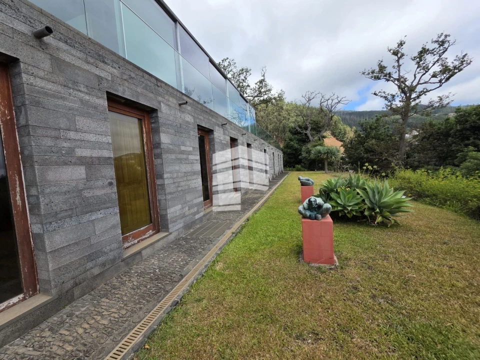 Moradia T8 para Venda em São Roque Foto 1