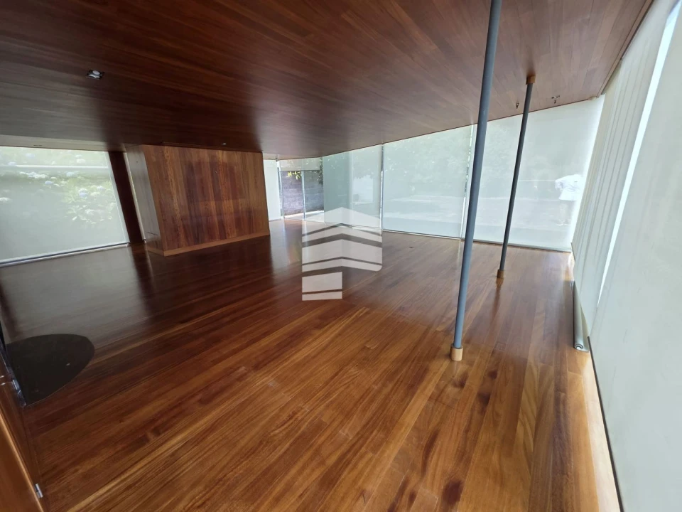 Moradia T8 para Venda em São Roque Foto 5