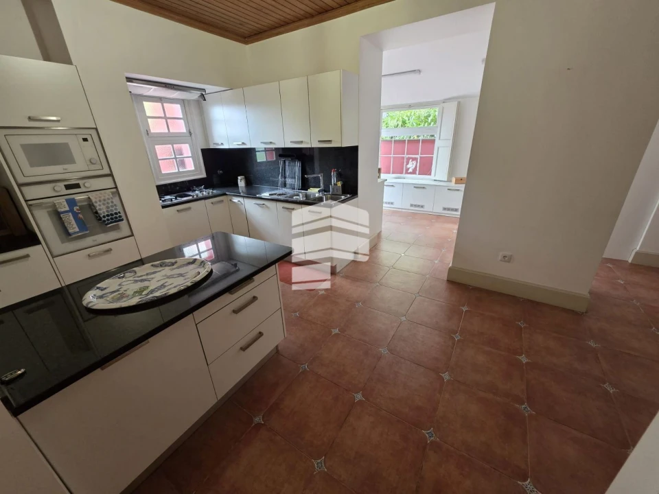 Moradia T8 para Venda em São Roque Foto 24